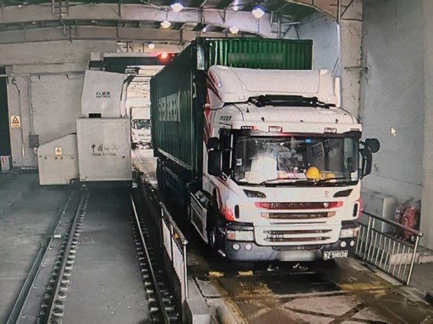 秒级通关！同方威视助力深圳海关点燃外贸提速“动力引擎”